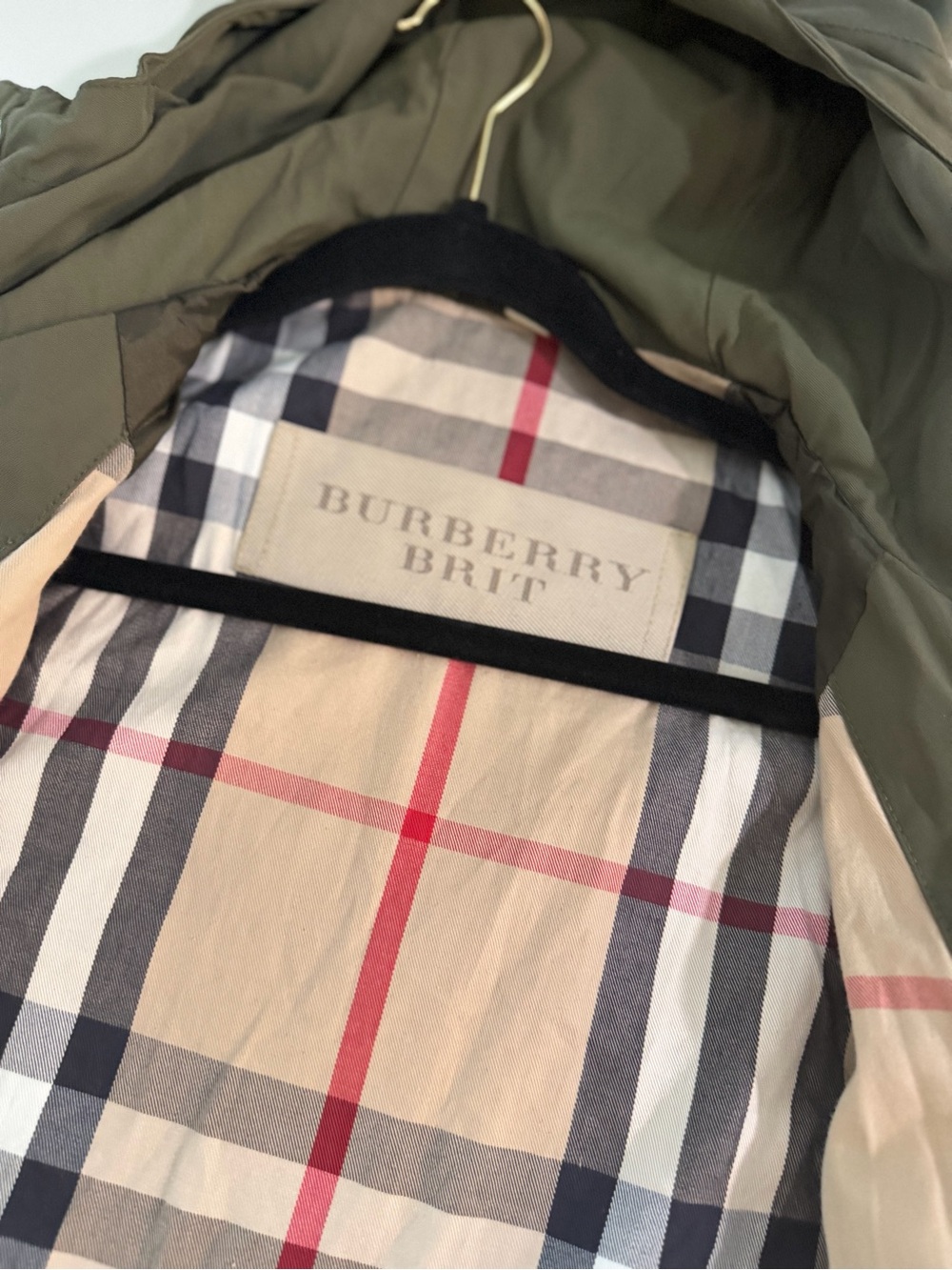 Burberry Olive Green Hooded Field Jacket with Signature Check Lining - Picture 7 of 9